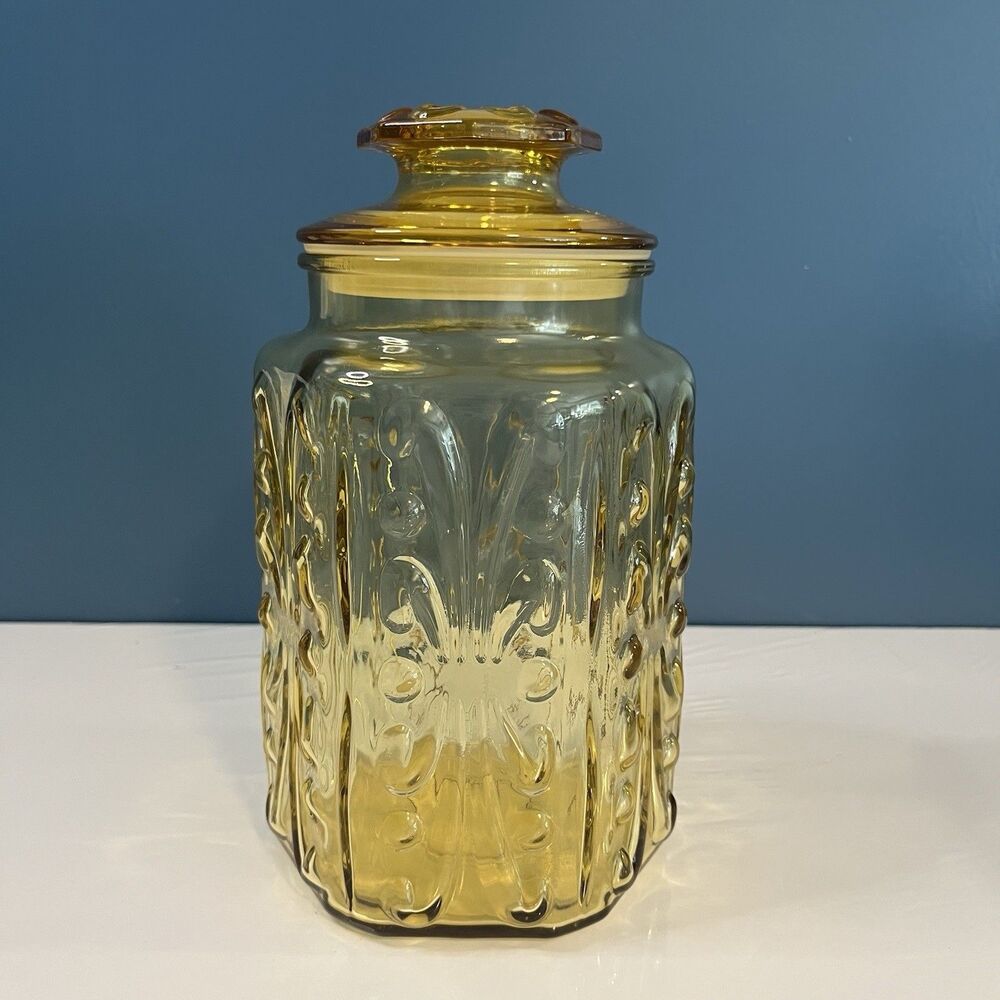 Vintage L E Smith Imperial Atterbury Scroll Amber Glass Storage Jar with Lid 9"
